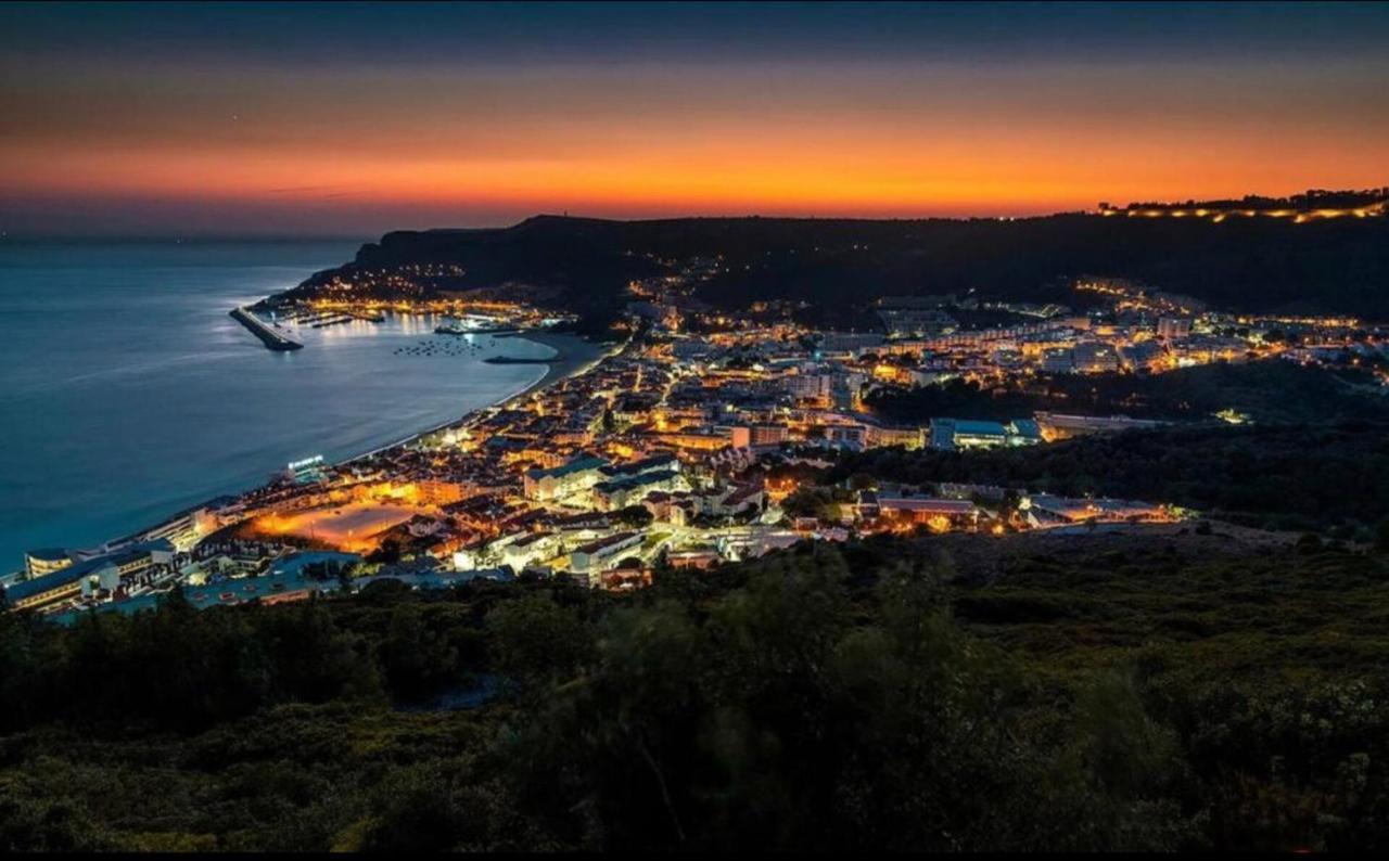 Axenic Retreat - Panoramic Ocean View, Sleeps 4, Ensuite Bathroom, New Redesign Sesimbra Bagian luar foto